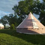 Luksusowy namiot Cool Under Canvas Miremont (Puy-de-Dome)