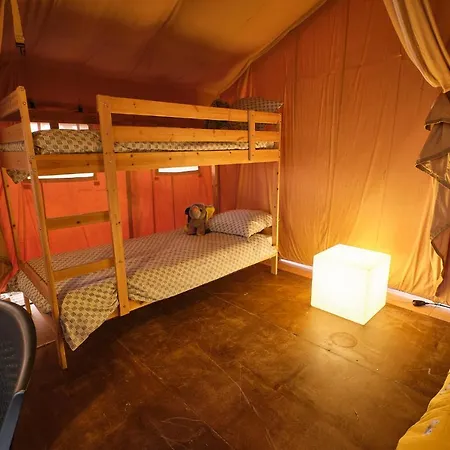 Cool Under Canvas Luxury tent Miremont (Puy-de-Dome)