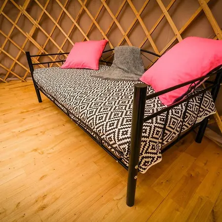 Luksusowy namiot Cool Under Canvas Miremont (Puy-de-Dome)